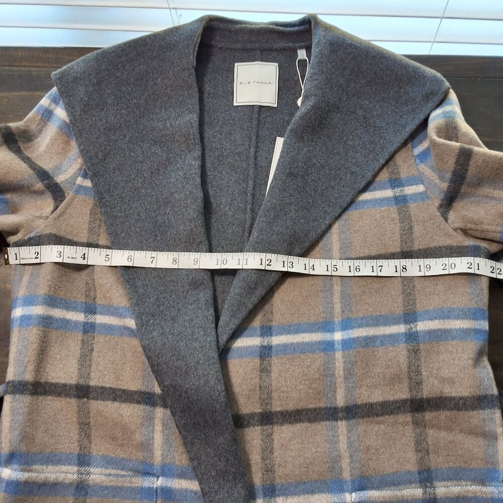 Elie Tahari Wallace‎ Plaid Full-Length Wrap Coat Womens L Cathedral Blue Preppy - Picture 5 of 7
